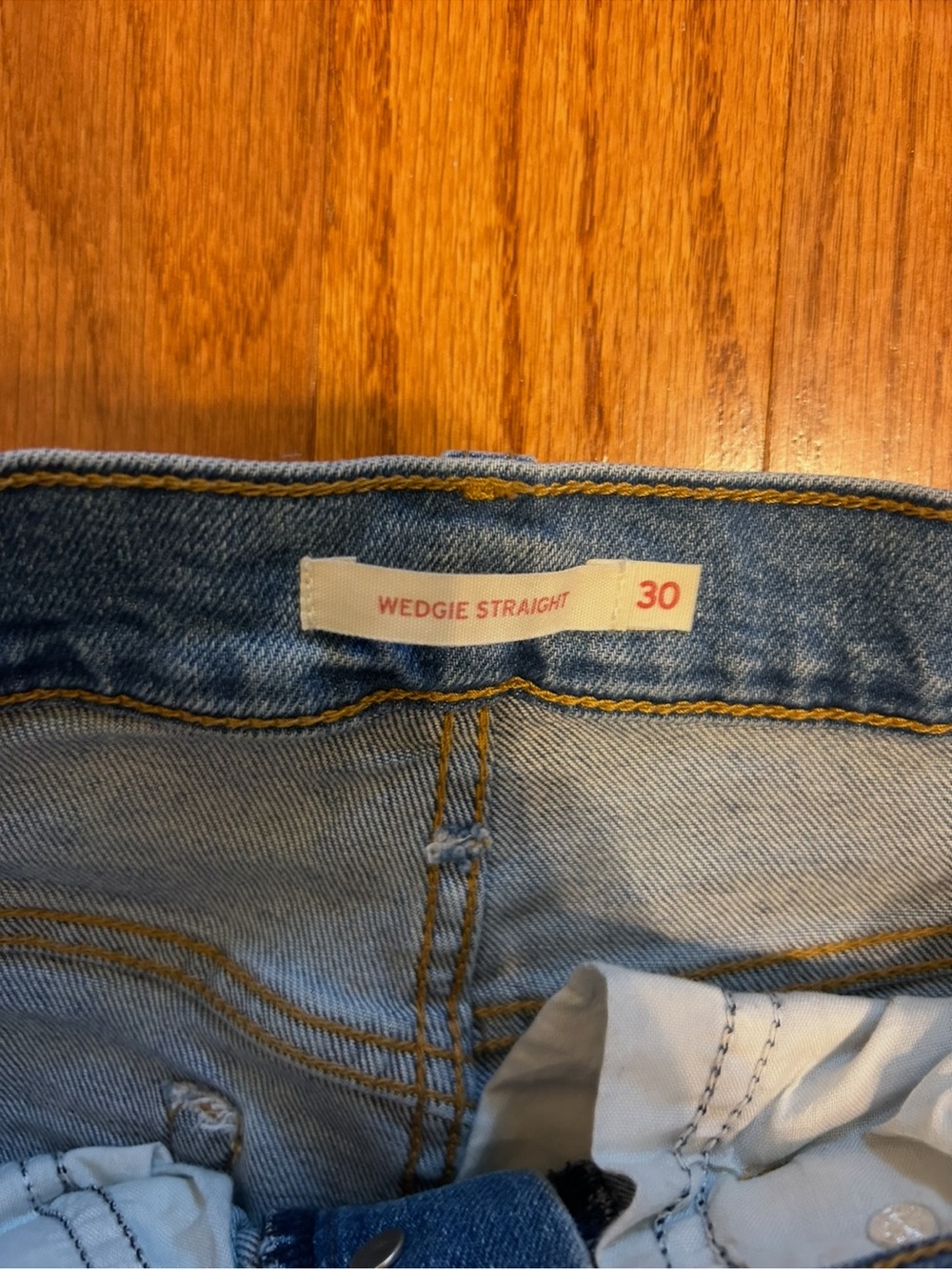 Levi’s Wedgie Straight Jeans Size 30 High Rise Vintage Wash Denim - Picture 4 of 10